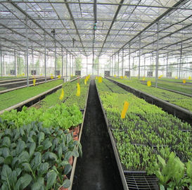 İyi bir fiyat. 5kw Greenhouse Solar System Ground Mount 10-60° Tilt Angle Thickness 2.0mm/2.5mm çevrimiçi