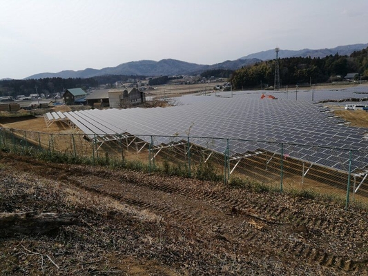 İyi bir fiyat. Galvanized Q235B Q345B solar ground mounting system ground solar bracket solar structure çevrimiçi
